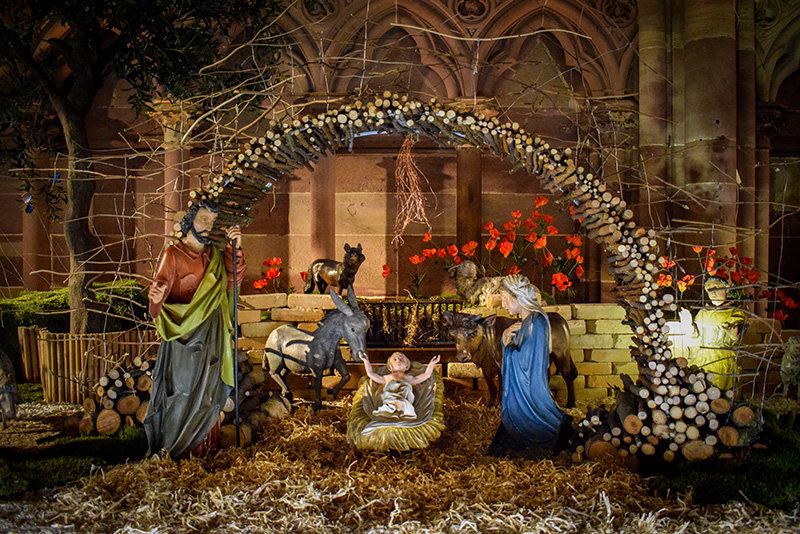 La crèche de Noël de la cathédrale de Strasbourg © French Moments