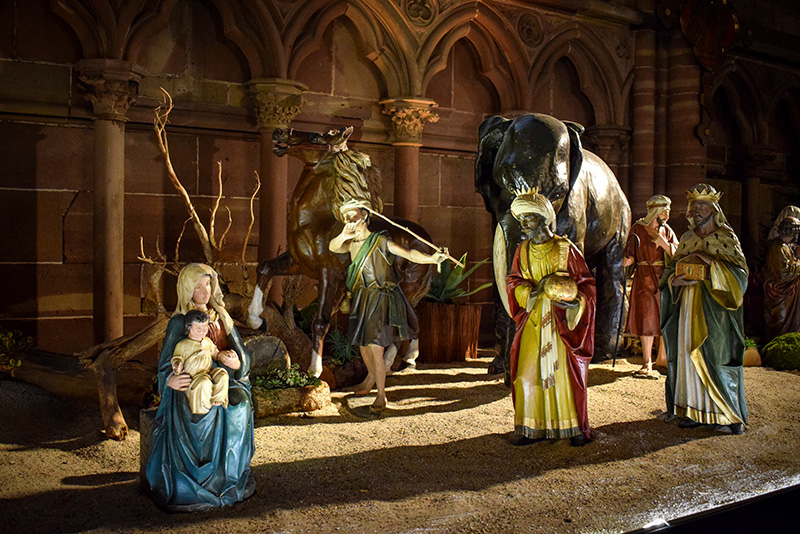 La crèche de Noël de la cathédrale de Strasbourg © French Moments