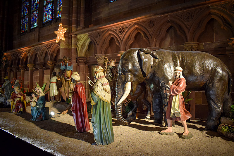 La crèche de Noël de la cathédrale de Strasbourg © French Moments