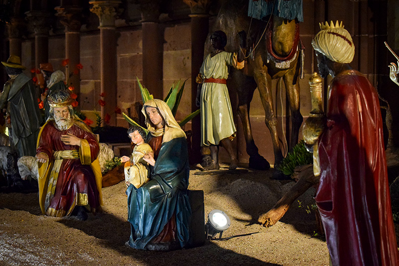 La crèche de Noël de la cathédrale de Strasbourg © French Moments