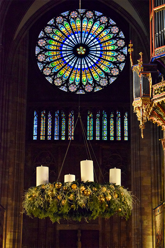 Couronne de l'Avent de la cathédrale de Strasbourg © French Moments