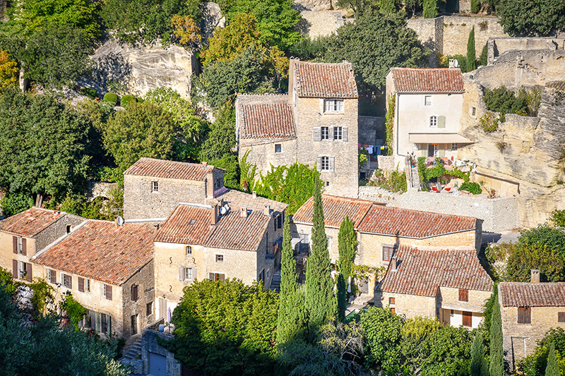 Fontaine Basse District, Gordes © French Moments