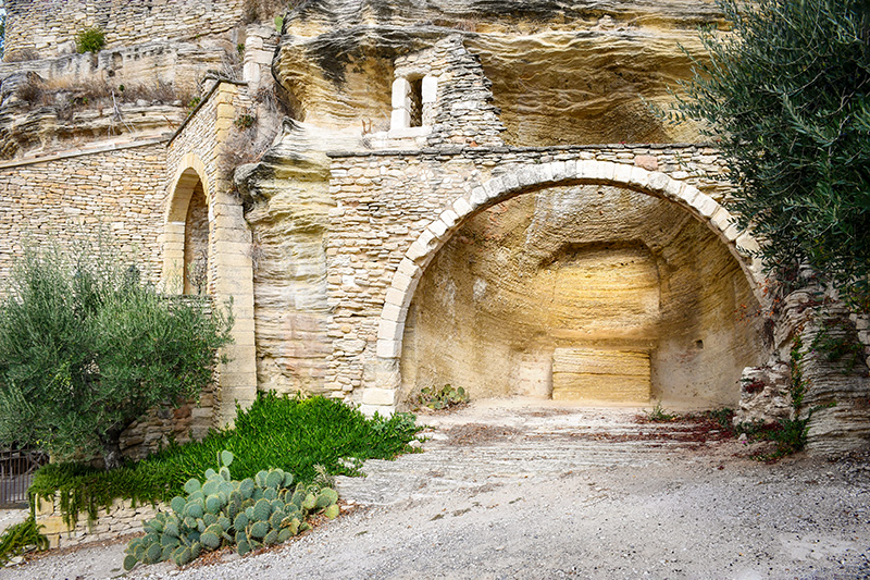 Chapelle d'En-Bas, Gordes © French Moments