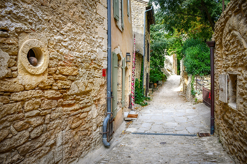 Rue Pavé d'Amour, Gordes © French Moments