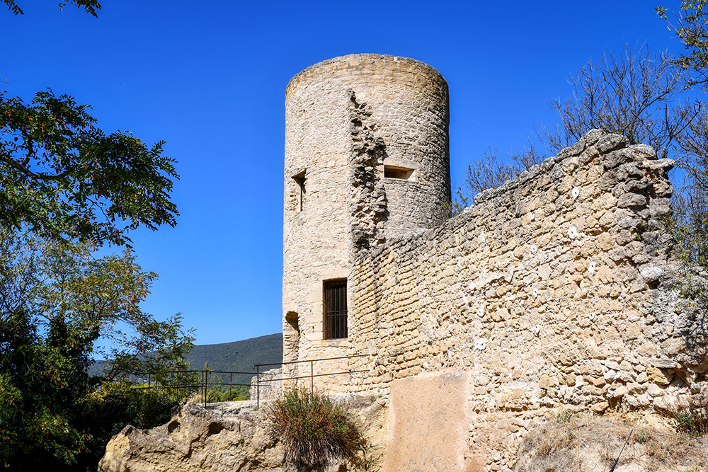 Citadel Tower, Cucuron © French Moments