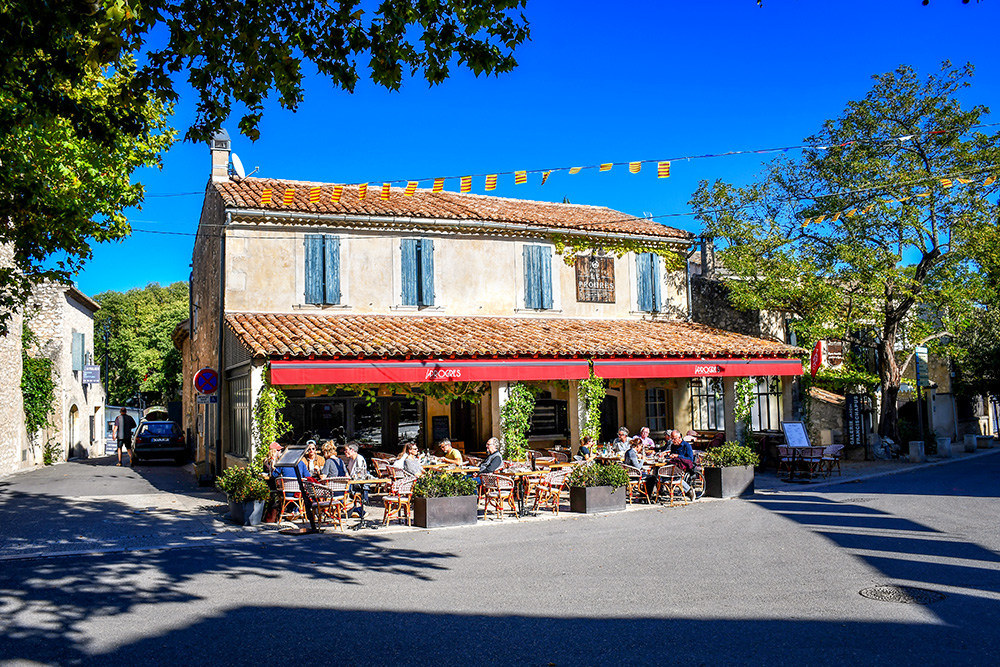 Eygalières © French Moments