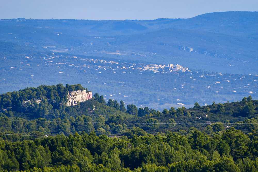 Gordes © French Moments