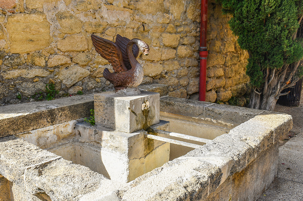 Fontaine du Canard © French Moments