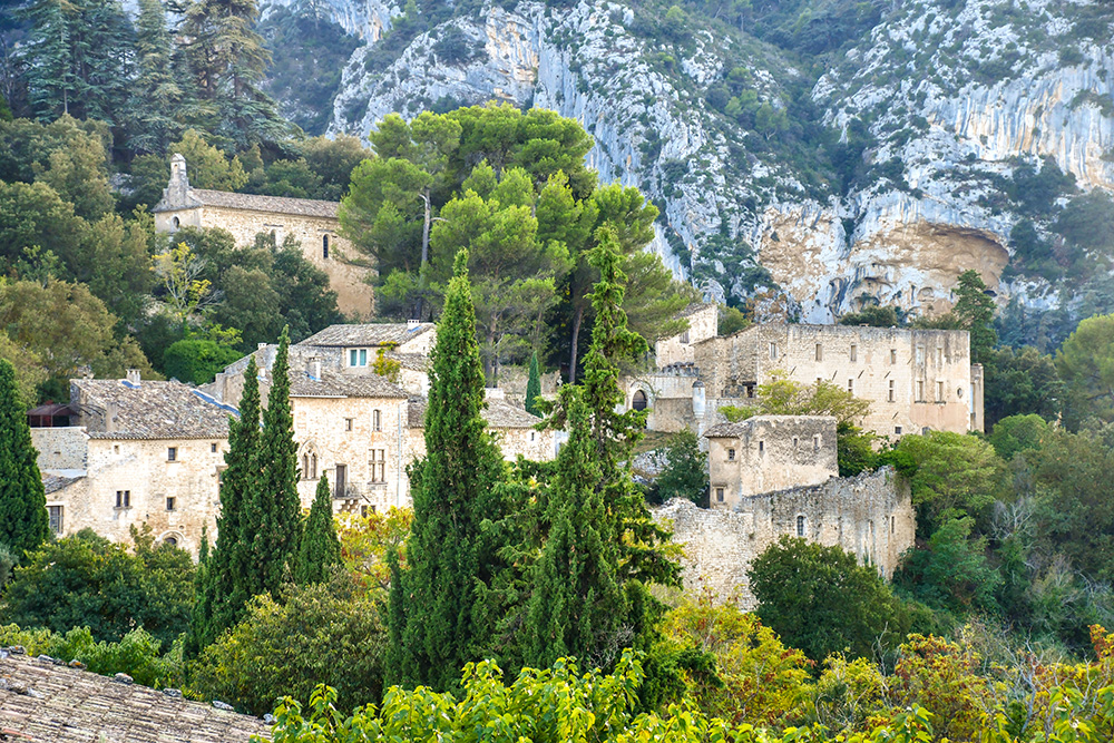 Oppède-le-Vieux © French Moments