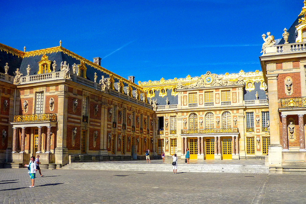 Versailles Palace © French Moments