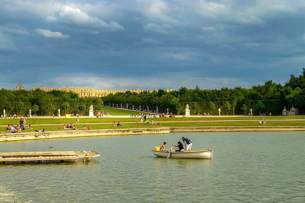 Versailles Estate © French Moments