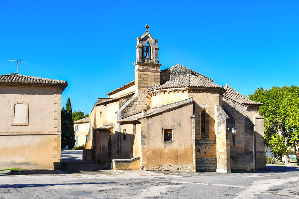 Robion Church © French Moments