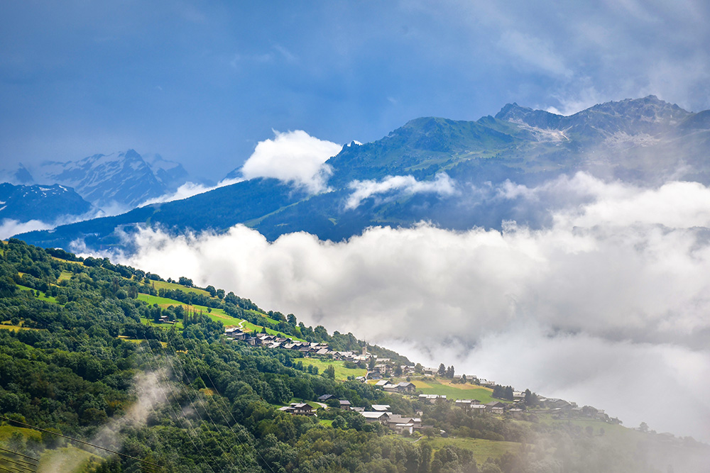 Summer storm in the Tarentaise © French Moments