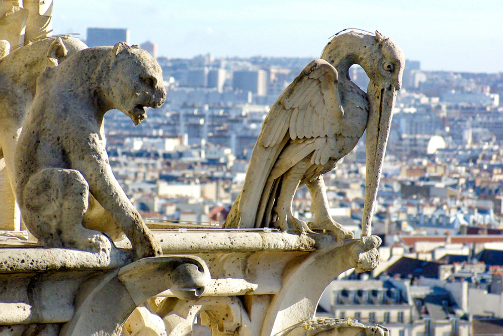 The chimera gallery, Towers of Notre Dame de Paris © French Moments