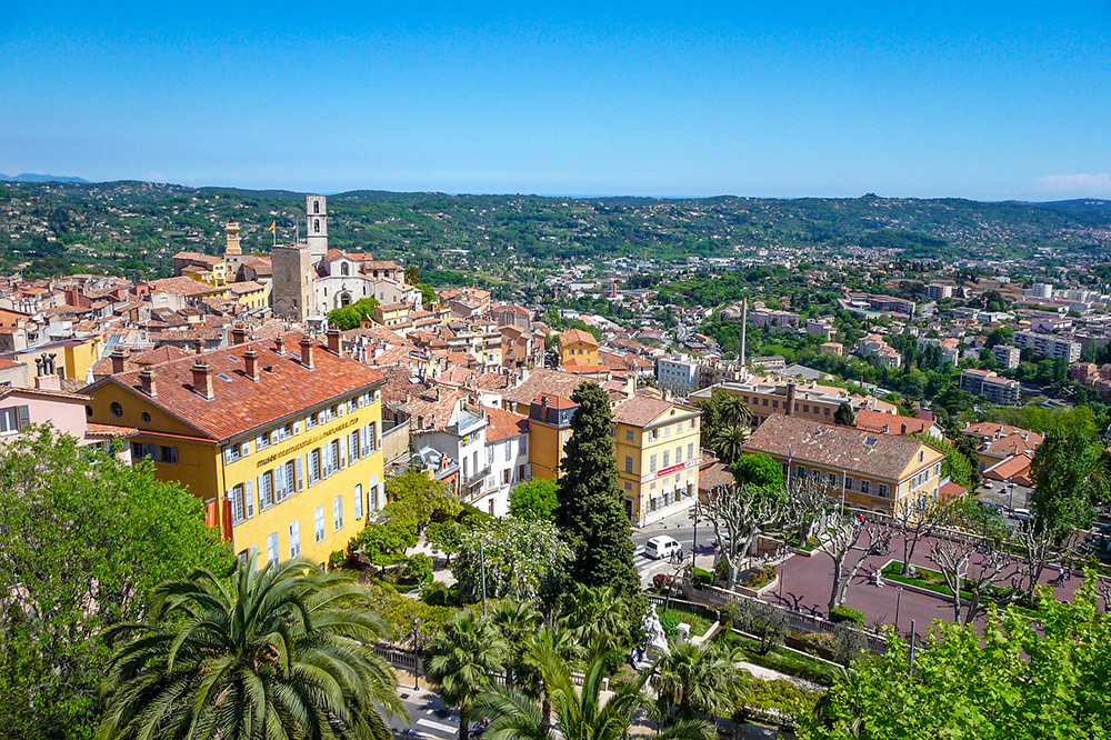 Grasse. Photo by Lylambda - licence [CC BY-SA 4.0] from Wikimedia Commons