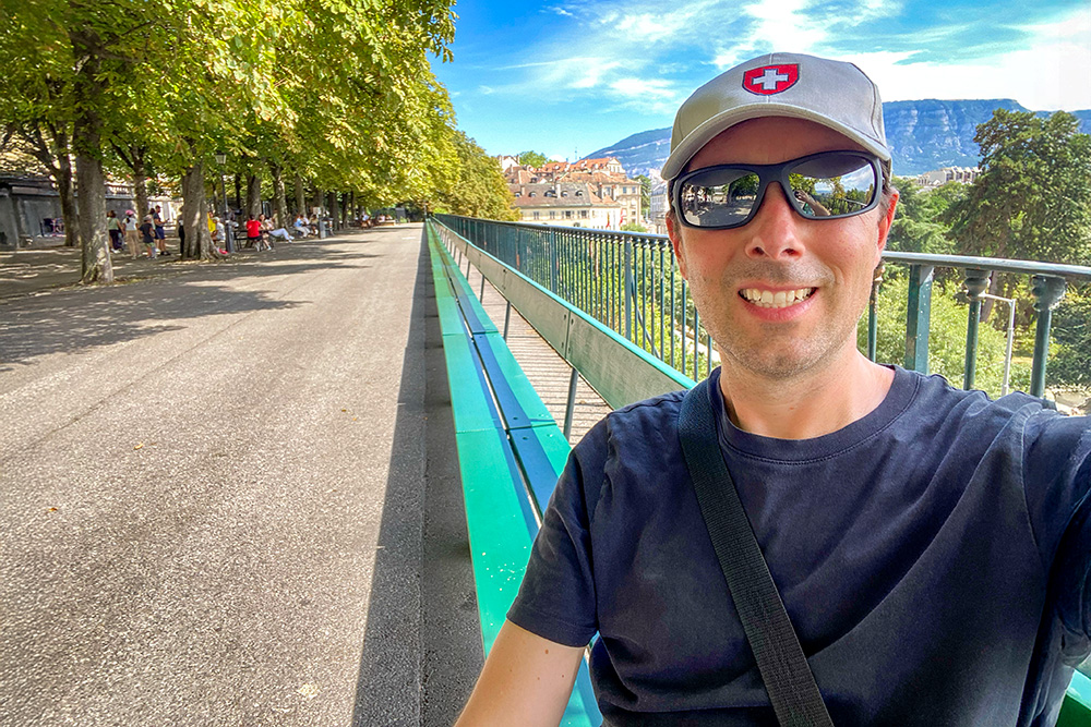 Longest Bench in the World in Geneva © French Moments