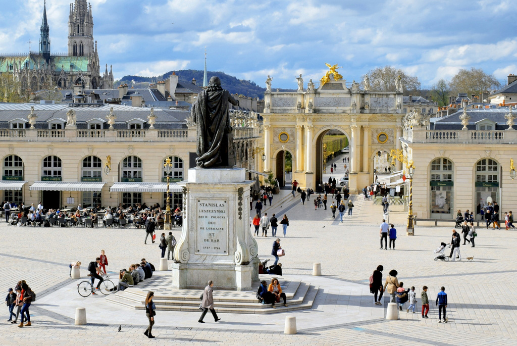 Hotel-de-Ville-de-Nancy-Balcon-01-©-French-Moments Architecture of Nancy, France © French Moments