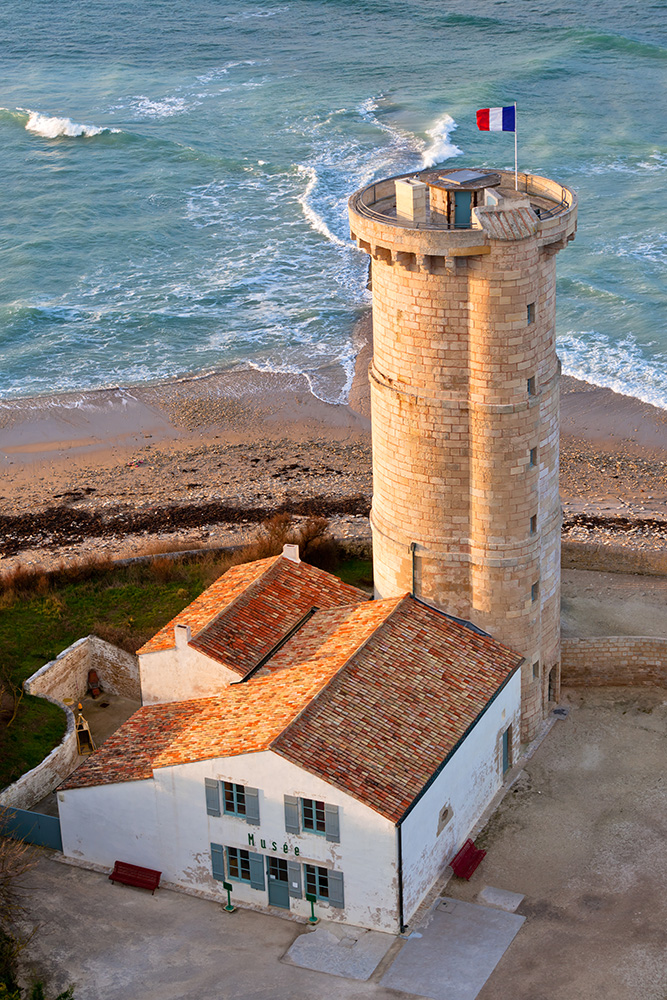 Ile de Ré Lighthouse. Photo by nzooo via Envato Elements