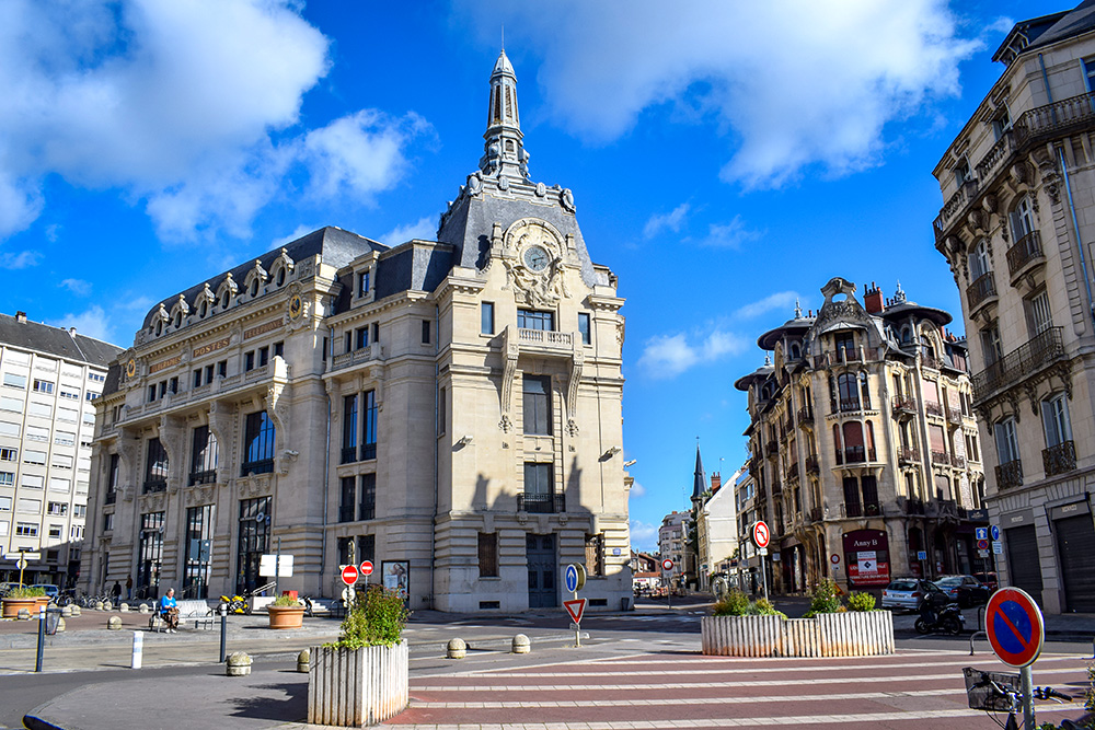 Dijon 14 copyright French Moments La Poste Grangier, Dijon © French Moments
