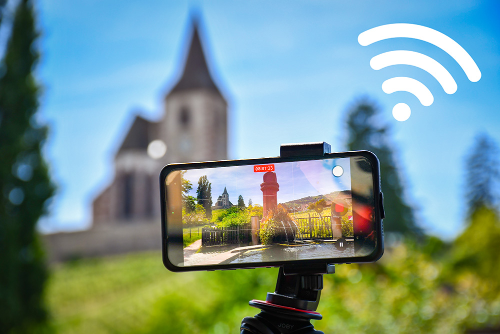 Travel eSIM for France © French Moments