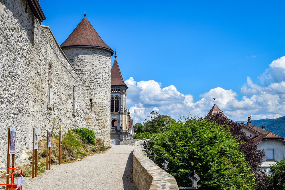 Bonneville Castle, Haute-Savoie © French Moments