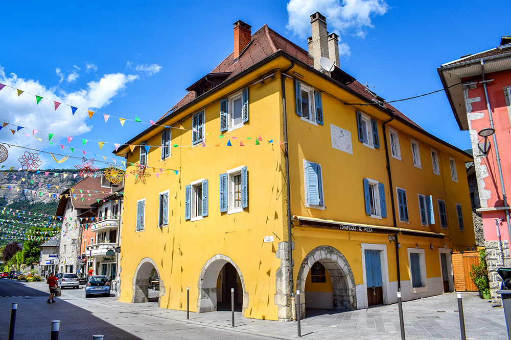 Bonneville, Haute-Savoie © French Moments