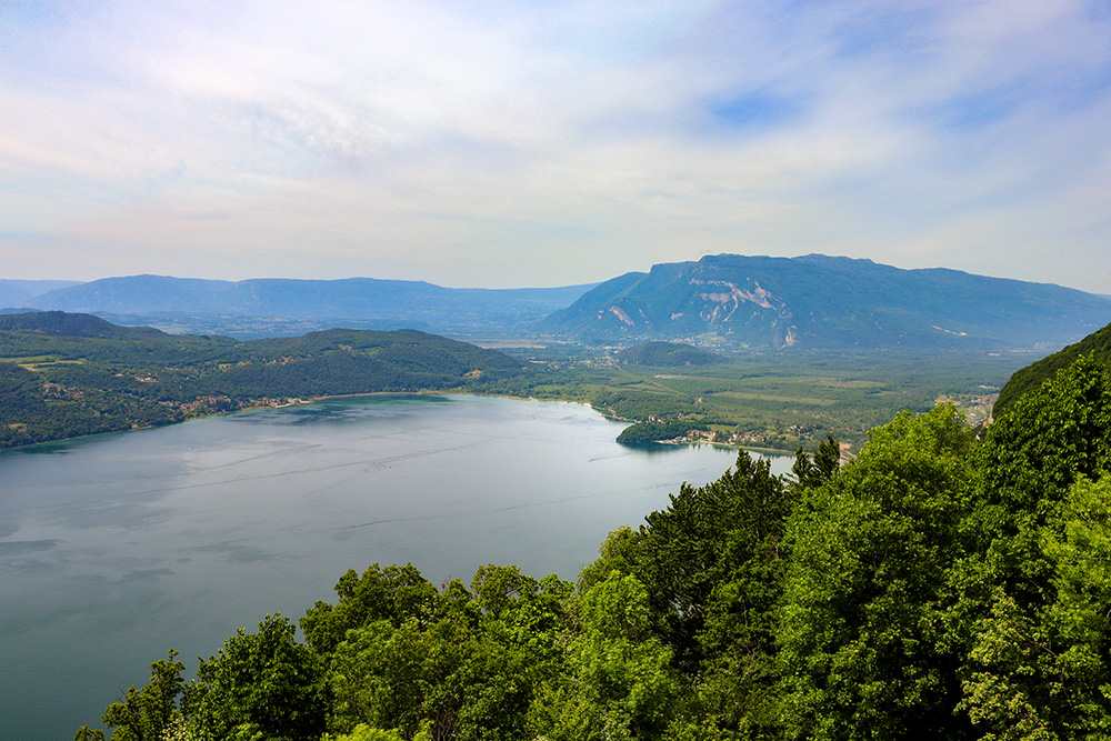 Chambotte 02 copyright Francis Guernier - French Moments Lake Bourget - Chambotte View © Francis Guernier - French Moments