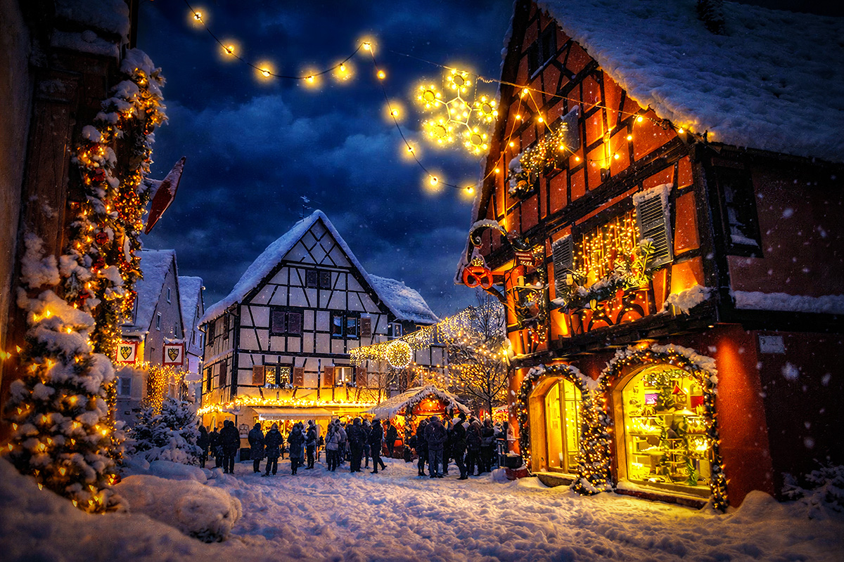 Eguisheim Winter Night Eguisheim at Christmas © French Moments