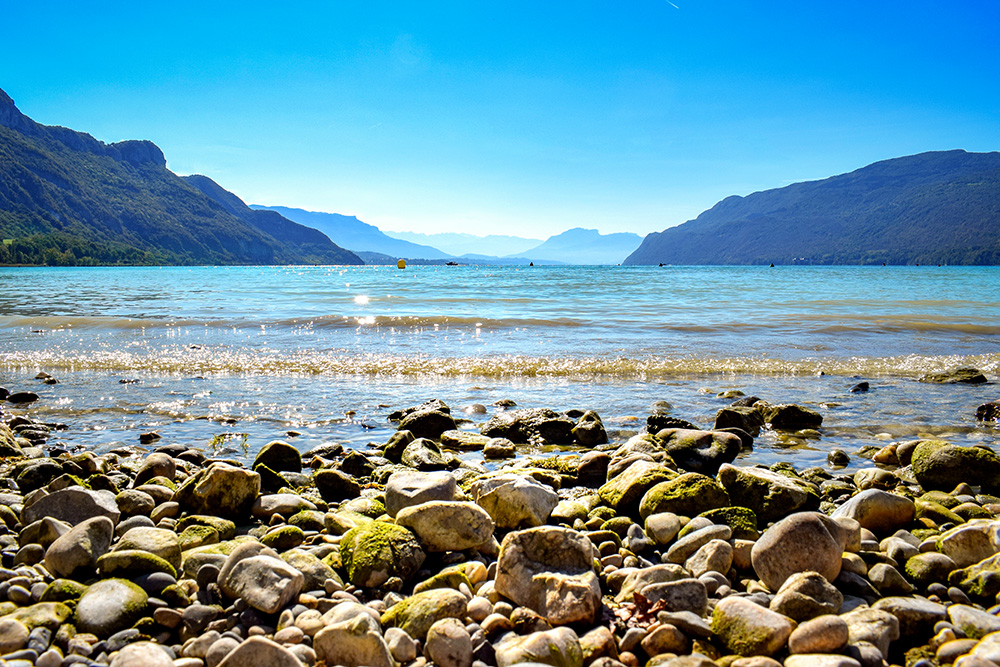 Lake Bourget Châtillon copyright French Moments Lake Bourget Châtillon © French Moments