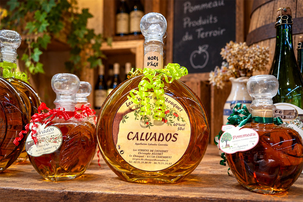 Cider, calvados and apple produce from the Pays d'Auge