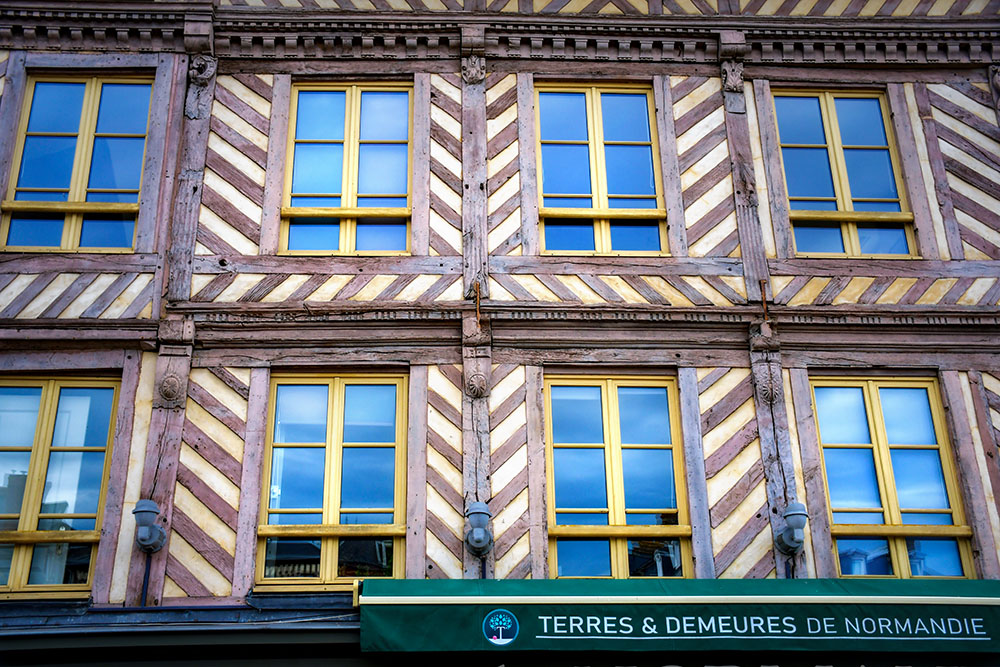 Fine half-timbered house in Cormeilles (Eure)