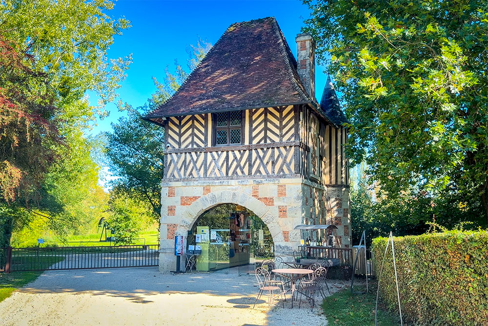 The beautiful gateway of the Crèvecœur Castle in the Pays d'Auge