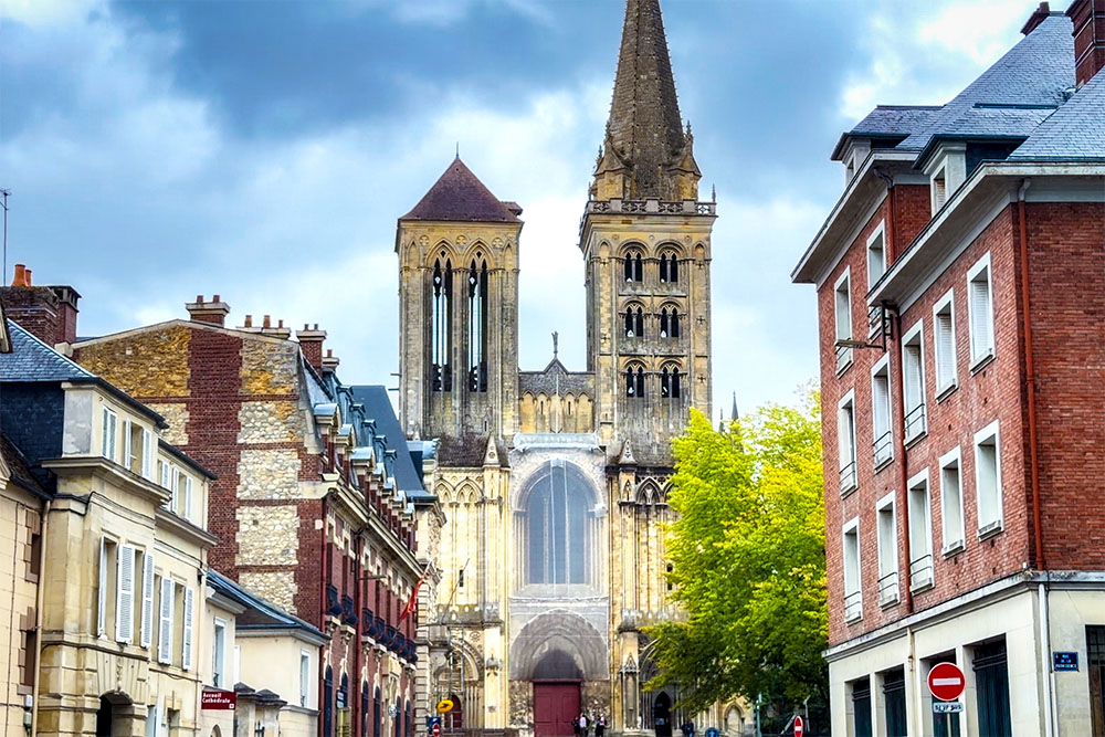 Lisieux Cathedral (cathédrale Saint-Pierre)