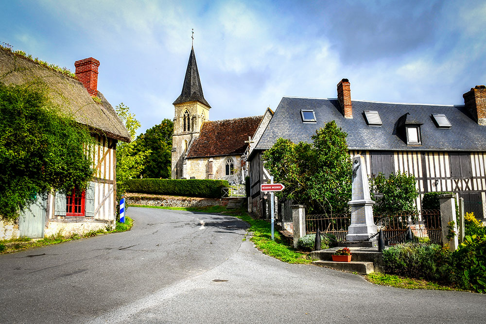 The village centre of Pierrefitte-en-Auge