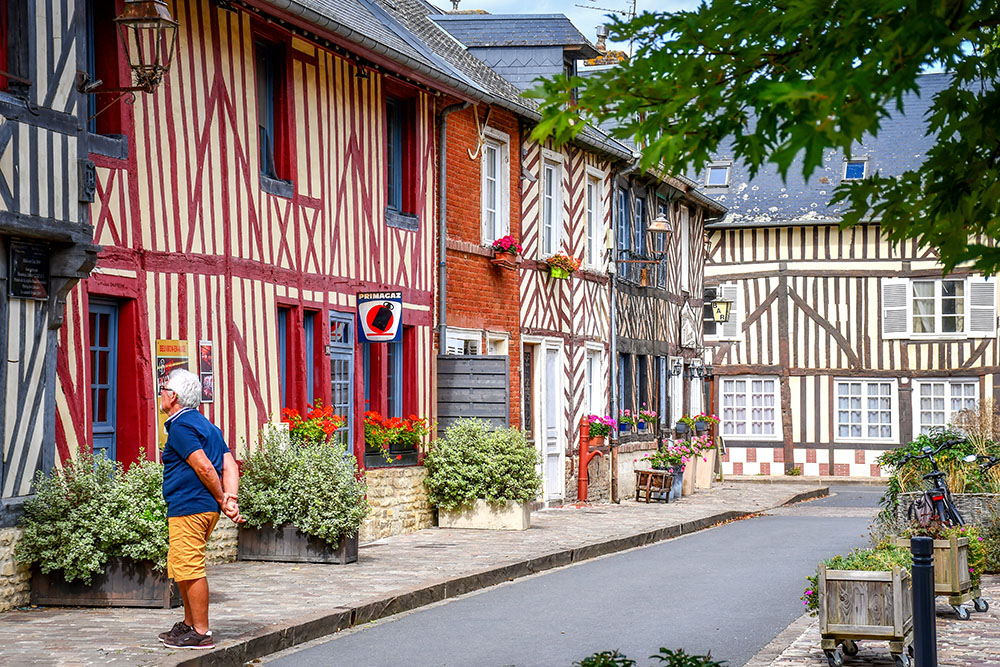 Beuvron-en-Auge 14 copyright French Moments Half-timbered facades in Place Michel Vermughen in Beuvron-en-Auge