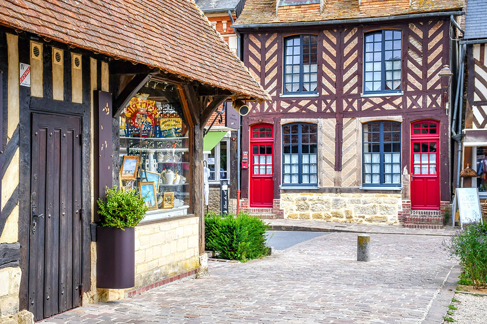 Beuvron-en-Auge 16 copyright French Moments The market hall on Place Michel Vermughen in Beuvron-en-Auge