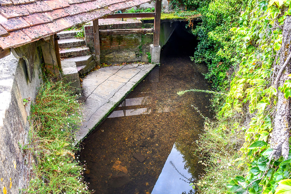 Beuvron-en-Auge 21 copyright French Moments The wash house (lavoir) of Beuvron-en-Auge