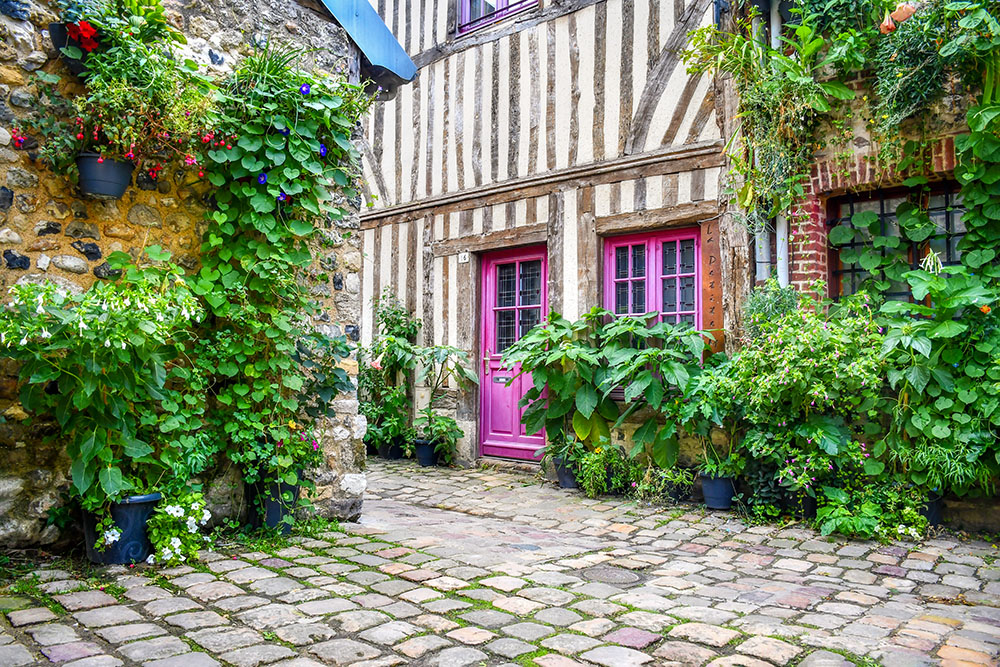 Honfleur 27 copyright French Moments Old France atmosphere at the Rue des Petites Boucheries